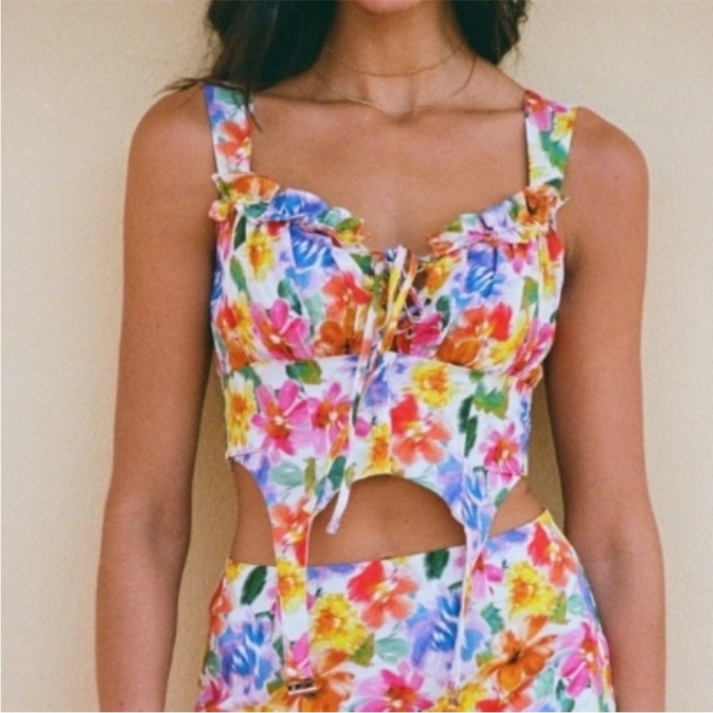 Charlie Holiday NWT Blurred Floral Alicia Top with Stirrup Straps